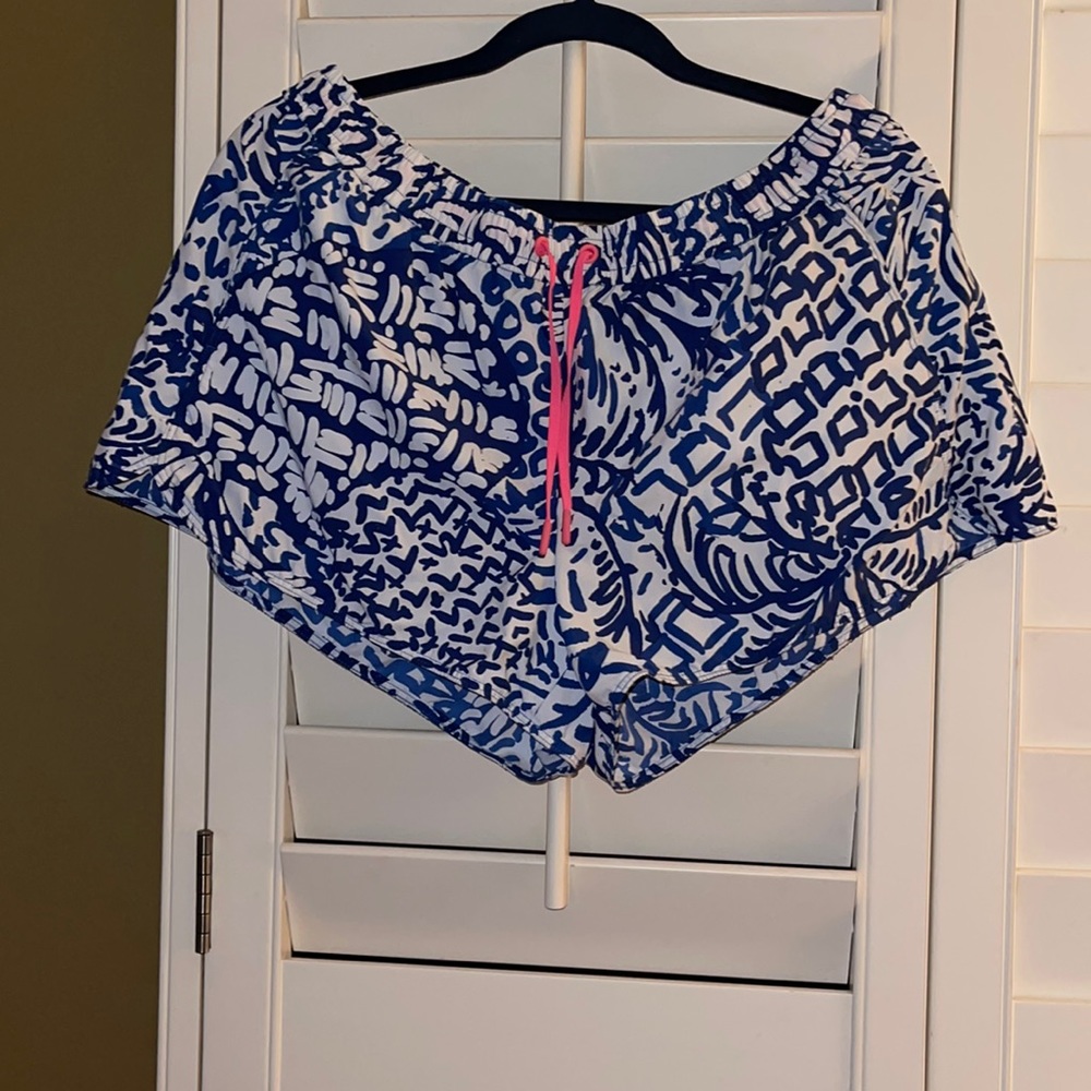 Lilly Pulitzer Run Around Shorts- XL